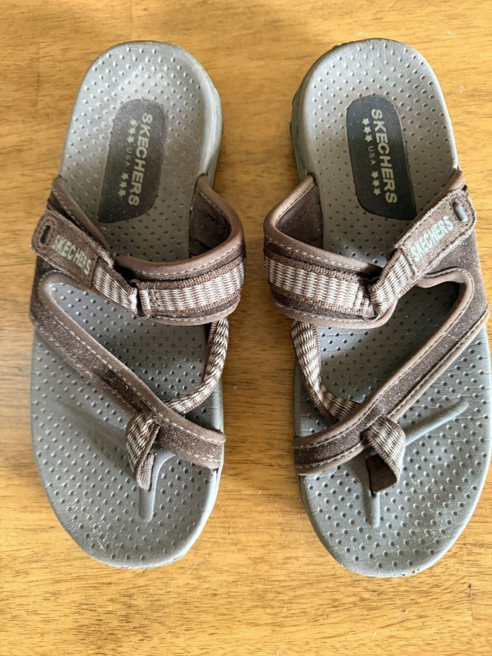 Skechers Womens Brown Toe Loop Thong Sandals Size 9 Adjustable Straps